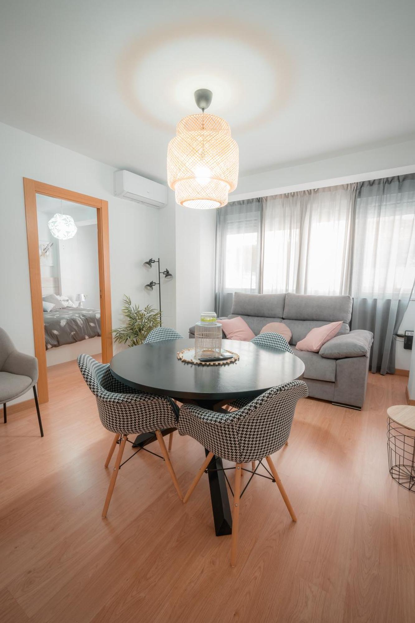 Ibericabeds Figares Apartment กรานาดา ภายนอก รูปภาพ
