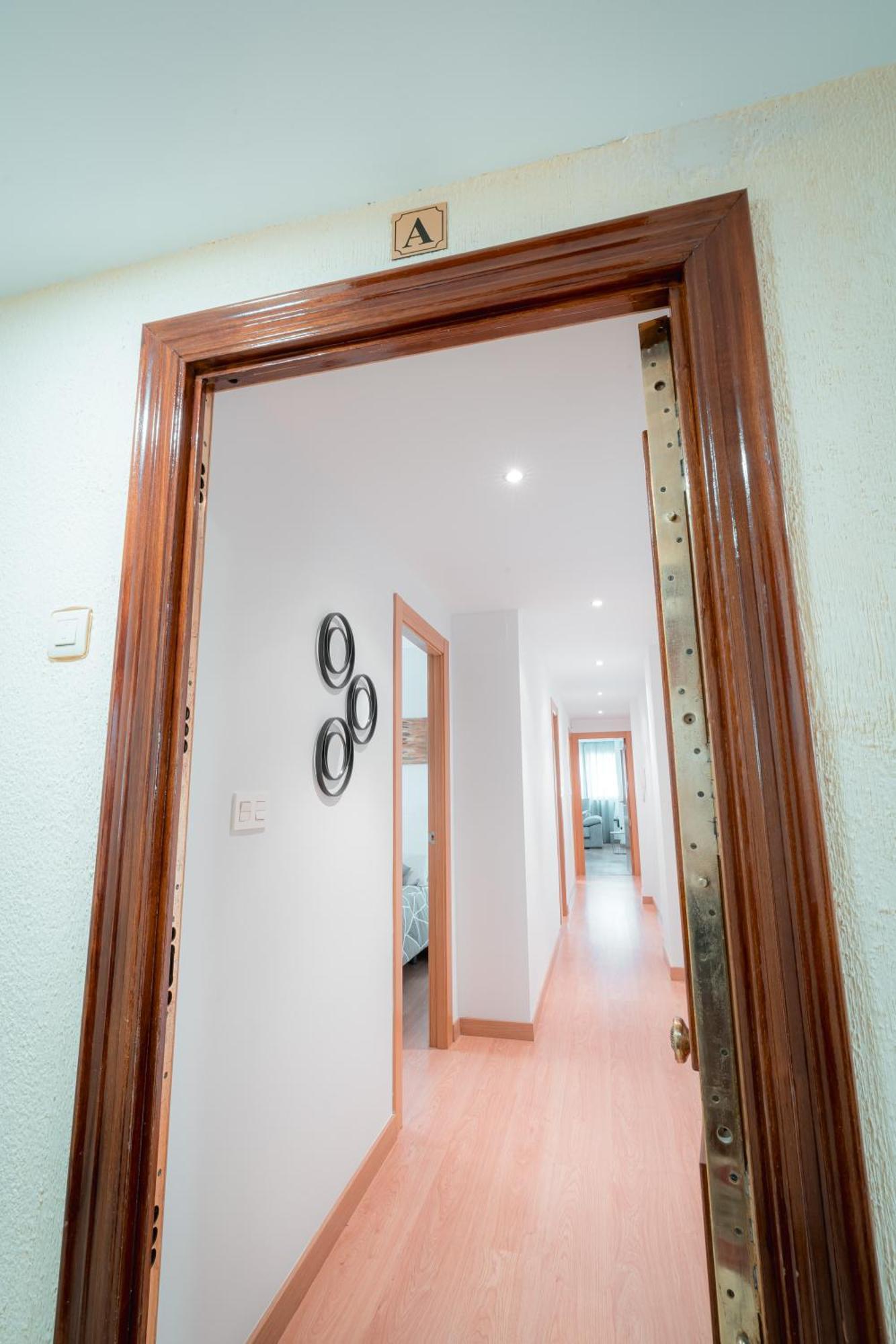 Ibericabeds Figares Apartment กรานาดา ภายนอก รูปภาพ
